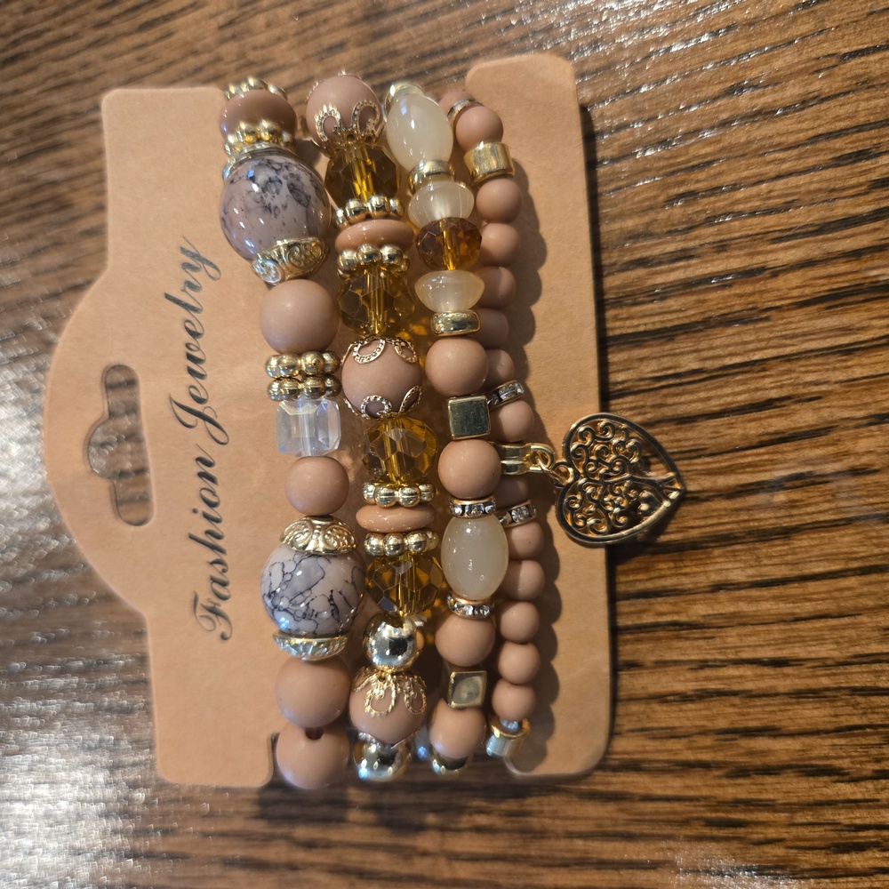 Elegant Gold and Cream Beaded Bracelet Set
